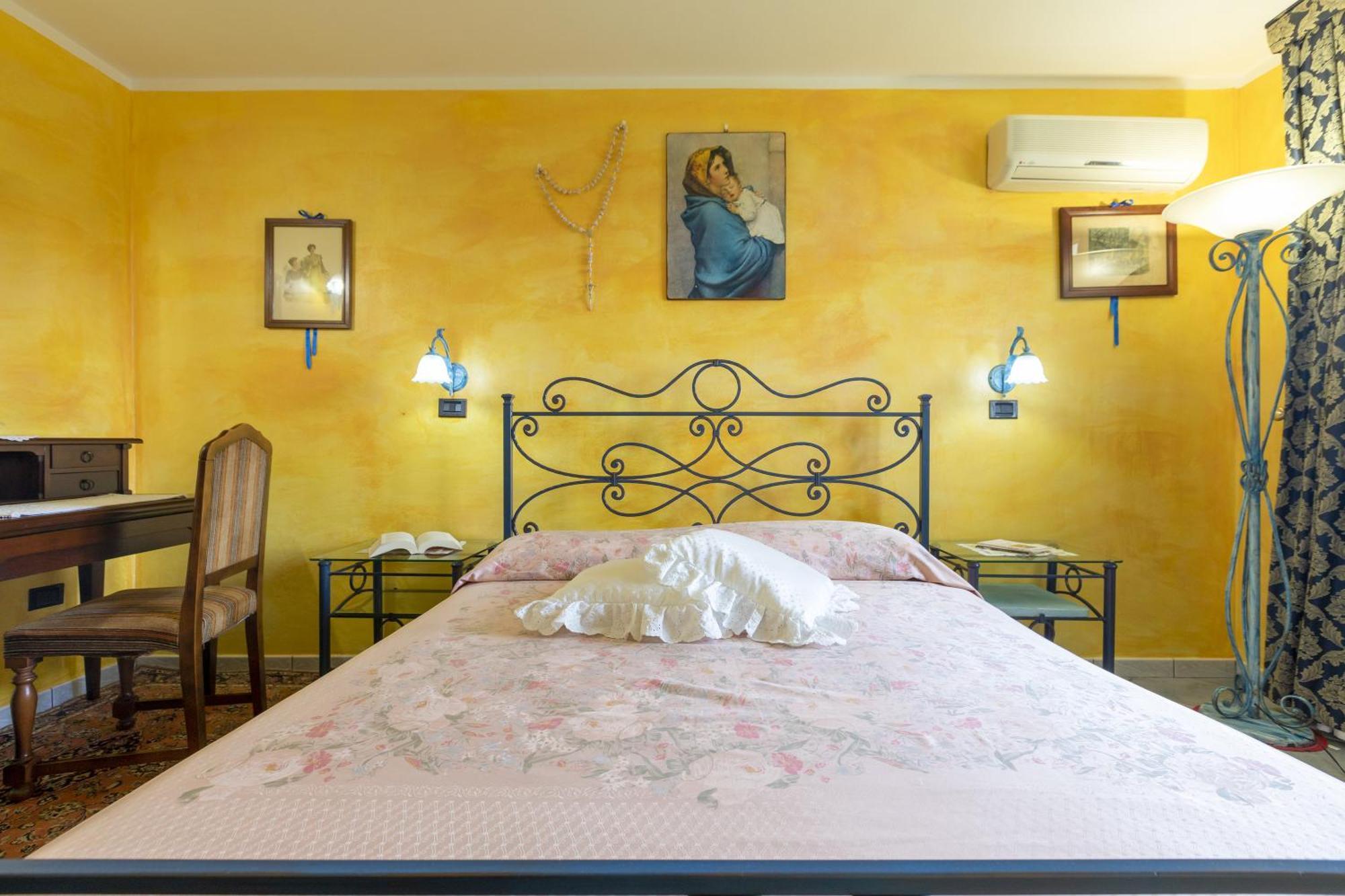 Villa Maria Antonietta Сассари Экстерьер фото
